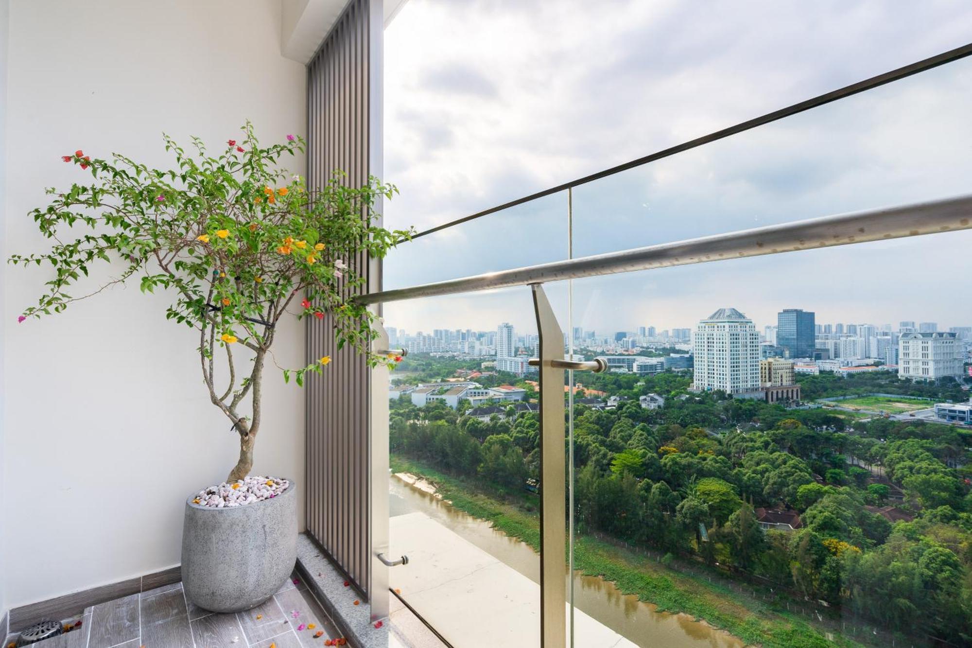 Convinia Luxury The Peak Midtown Aparthotel Ho Si Minh-város Kültér fotó